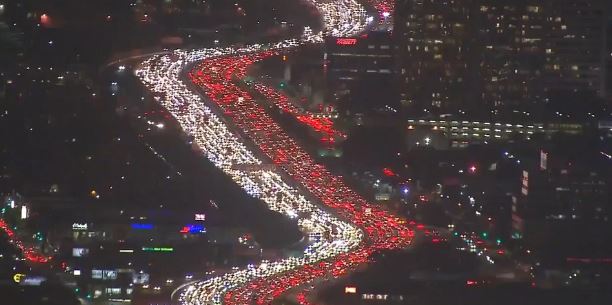 Το …εξωπραγματικό μποτιλιάρισμα στους δρόμους του Λος Άντζελες – ΒΙΝΤΕΟ