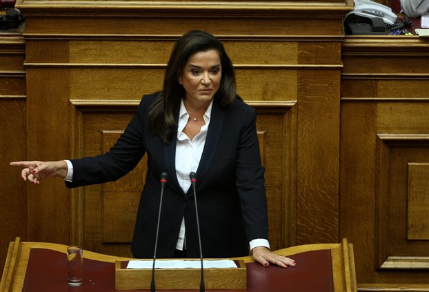 Η Μπακογιάννη για τη Marfin: Τρεις αθώες ψυχές που κάηκαν ακόμα να βρουν δικαίωση