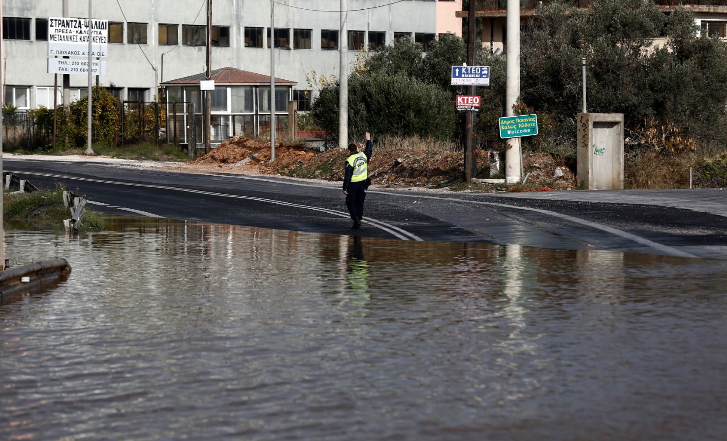 Τι πρέπει να προσέχουν οι οδηγοί ενόψει κακοκαιρίας