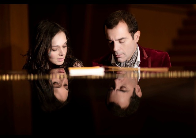 Το enikos.gr βρήκε τον Μαρκουλάκη στο Μέγαρο Μουσικής!