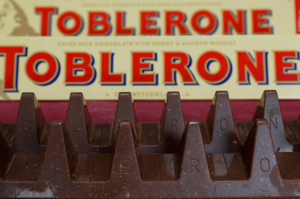 H νέα…χρήση της Toblerone μετά την αλλαγή στο σχήμα της – ΦΩΤΟ