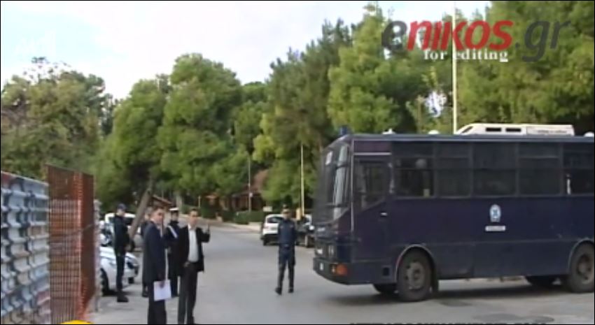 Απόρθητο φρούριο ο Αστέρας Βουλιαγμένης – ΒΙΝΤΕΟ