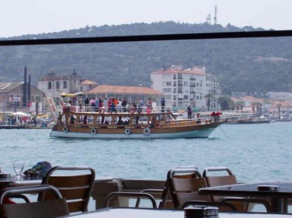 Μυτιλήνη: Με το πλοίο «Λέσβος» επιστρέφουν απο το Αίβαλί οι 280 Έλληνες