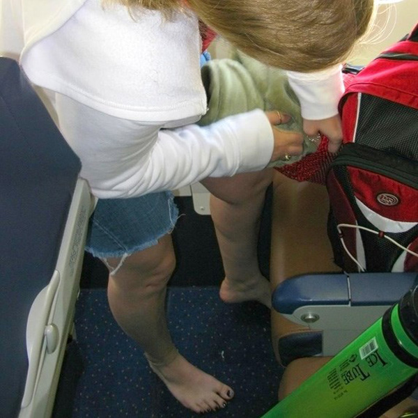 Perierga.gr-10+1 ενοχλητικοί τύποι επιβατών στο αεροπλάνο