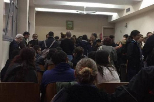 Νέα διαμαρτυρία στο Δικαστικό Μέγαρο Θεσσαλονίκης για τους πλειστηριασμούς – ΒΙΝΤΕΟ