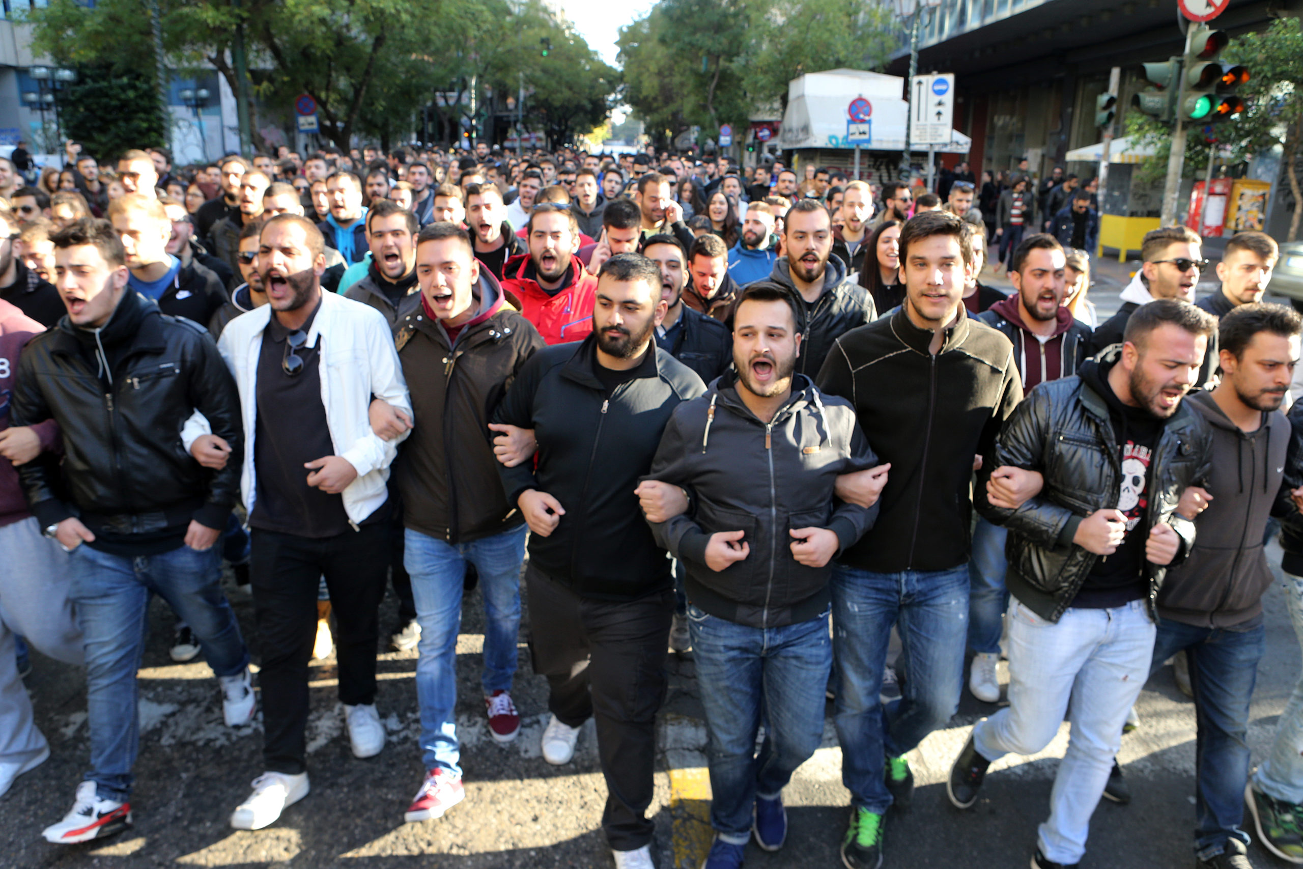 ΦΩΤΟ από την πορεία για την επέτειο του Πολυτεχνείου