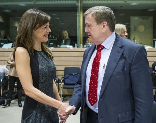 Αχτσιόγλου: Οι ευρωπαϊκοί θεσμοί αντιστέκονται στην επαναφορά των συλλογικών διαπραγματεύσεων