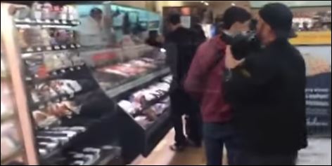 Οι Metallica τραγούδησαν με φαν τους σε σούπερ μάρκετ – ΒΙΝΤΕΟ