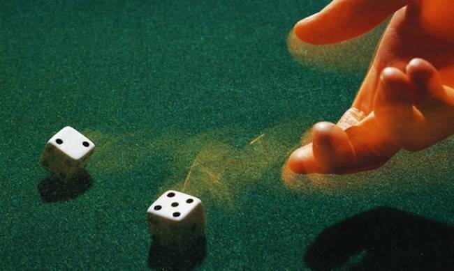 ”Βροχή” οι συλλήψεις σε καφενείο της Κρήτης