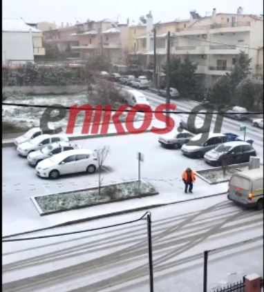 Πυκνή χιονόπτωση στα βόρεια προάστια της Αττικής – ΒΙΝΤΕΟ