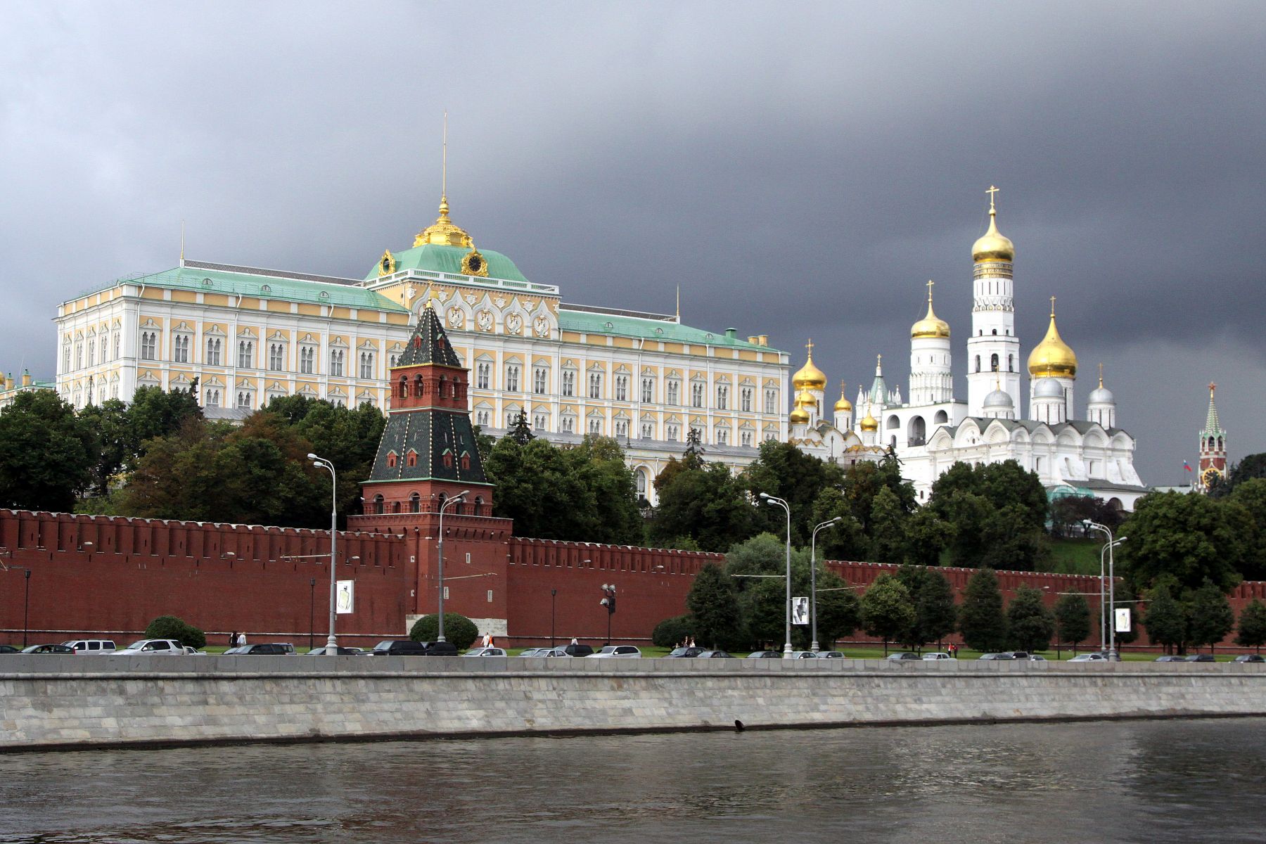 Το Κρεμλίνο δεν επιβεβαιώνει τα περί ρωσο-τουρκικής πρότασης για εκεχειρία στη Συρία