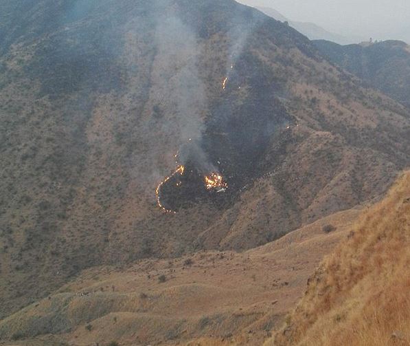Αεροπορική τραγωδία στο Πακιστάν – Ανασύρθηκαν 43 πτώματα