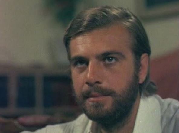 Αυτός είναι ο γοητευτικός γιος του Λάκη Κομνηνού – ΦΩΤΟ