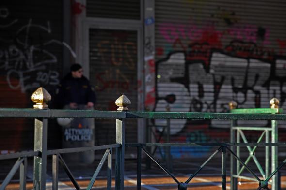 “Σαφάρι” για το μαύρο όχημα που μετέφερε τον εκρηκτικό μηχανισμό στο υπουργείο Εργασίας