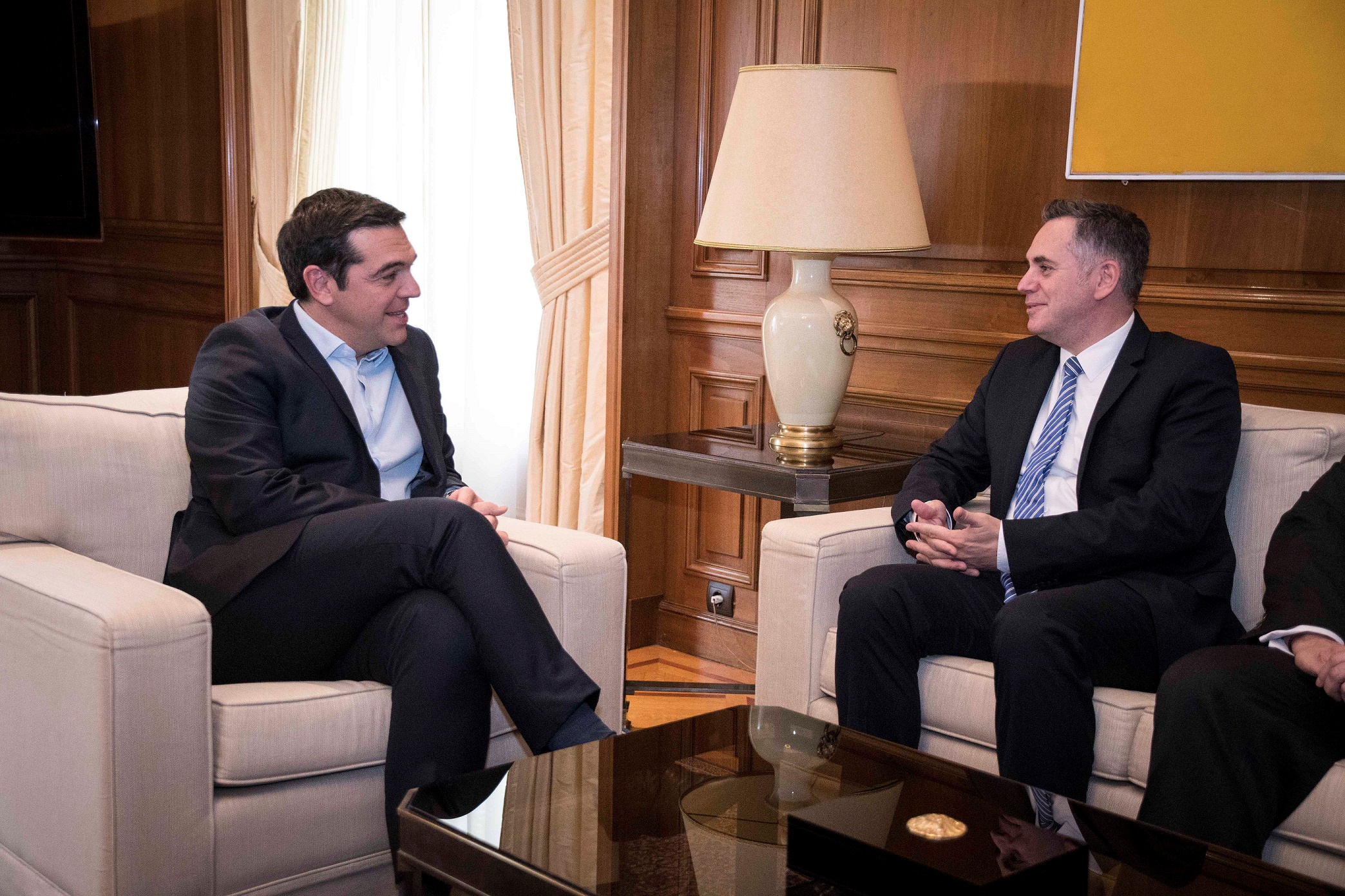 Συνάντηση Τσίπρα με τον Πρόεδρο του Δημοκρατικού Κόμματος της Κύπρου – ΦΩΤΟ