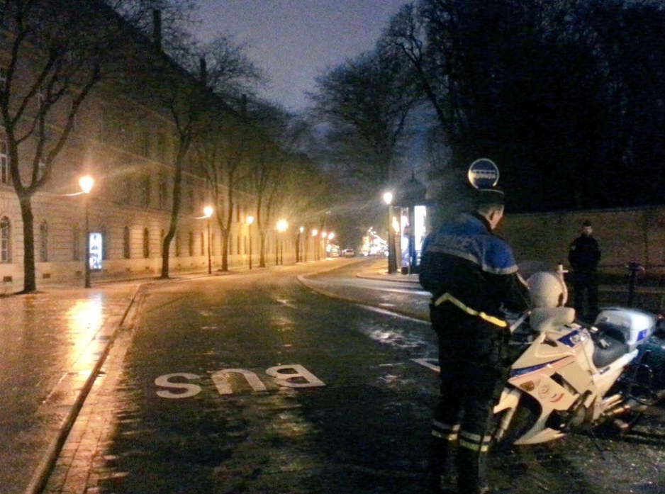 Συναγερμός στη Γαλλία – Εκκενώθηκε εμπορικό κέντρο στο Μετς – ΦΩΤΟ