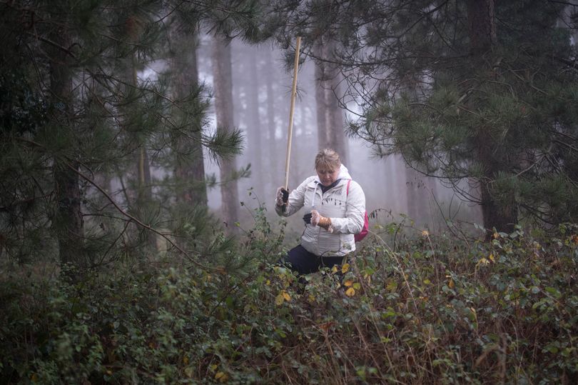 Συγκλονίζει η μητέρα που ψάχνει τον γιο της στα δάση της Σκωτίας – ΦΩΤΟ