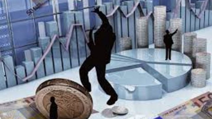 Οι φορολογούμενοι και συνταξιούχοι που «καίγονται» από τα νέα μέτρα – Πόσα θα πληρώσουν