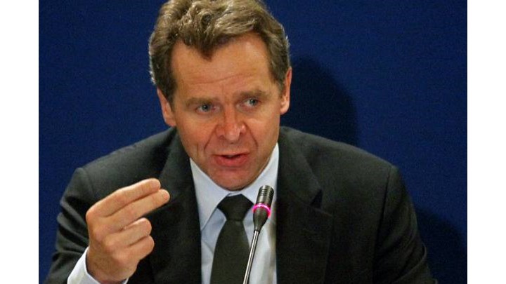 Νέες “βόμβες” ΔΝΤ: Επιμένει για μείωση συντάξεων και αφορολόγητου – Τι απαντά στον Μοσκοβισί