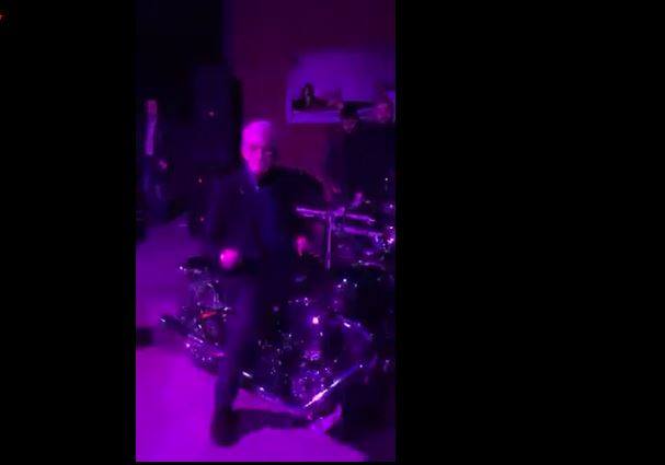 Ο χορός του Μπουτάρη πάνω σε μία ΧάρλεΪ – ΒΙΝΤΕΟ – ΦΩΤΟ