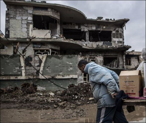Συνεχίζεται η επιχείρηση εκκένωσης στο Χαλέπι