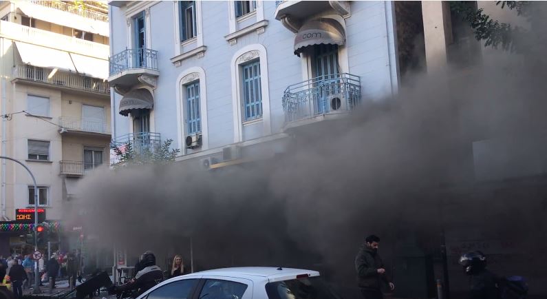 Έκρηξη σε κατάστημα εστίασης στο κέντρο της Αθήνας – Έξι τραυματίες και ένας αγνοούμενος – ΦΩΤΟ – BINTEO