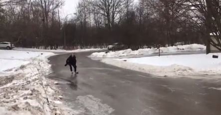 Πατινάζ στους παγωμένους δρόμους του Καναδά – ΒΙΝΤΕΟ