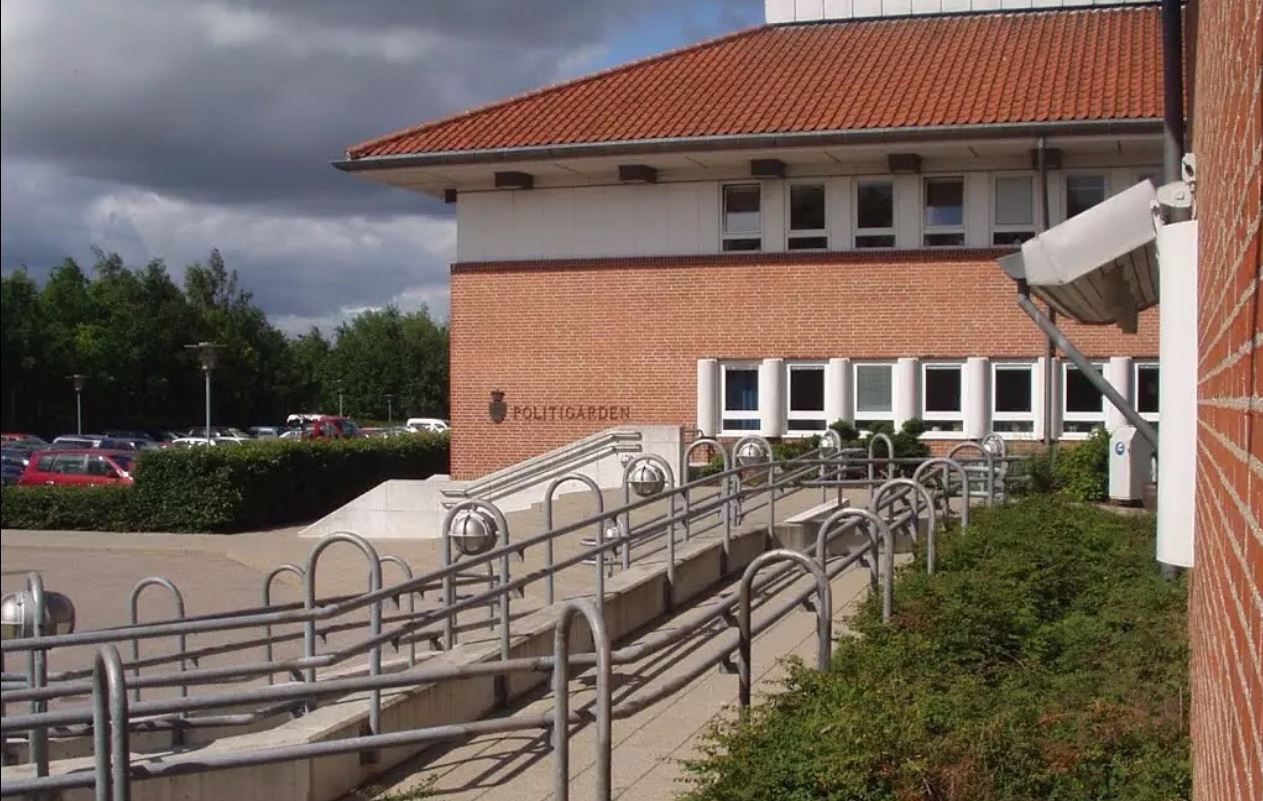 Επίθεση σε αστυνομικό τμήμα στη Δανία – Νεκρός ένας αστυνομικός – ΦΩΤΟ