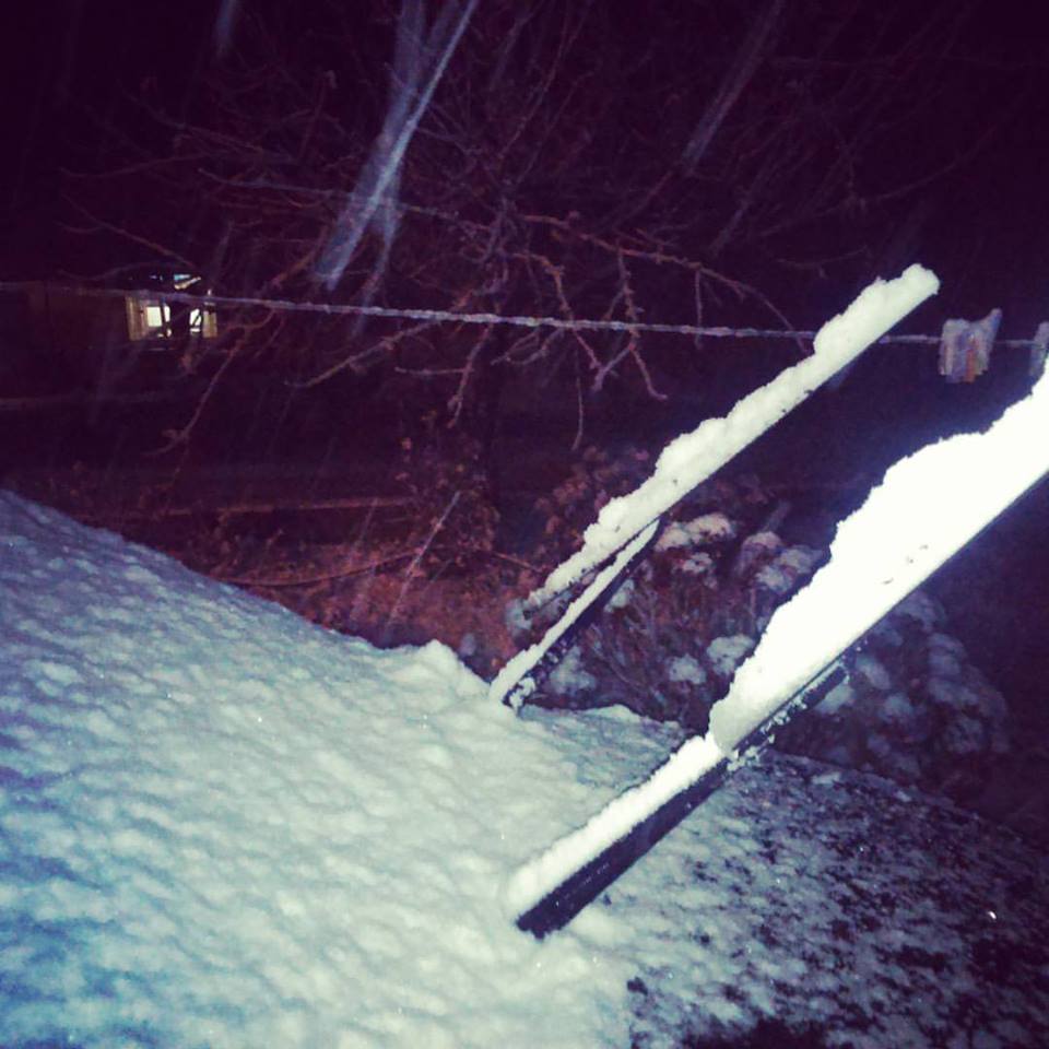 Έπεσαν τα πρώτα χιόνια στα Χανιά – ΒΙΝΤΕΟ