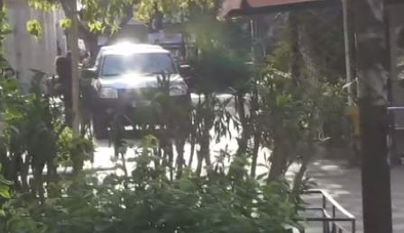 Η αστυνομική επιχείρηση για την εξουδετέρωση χειροβομβίδας απέναντι από σχολείο – ΒΙΝΤΕΟ