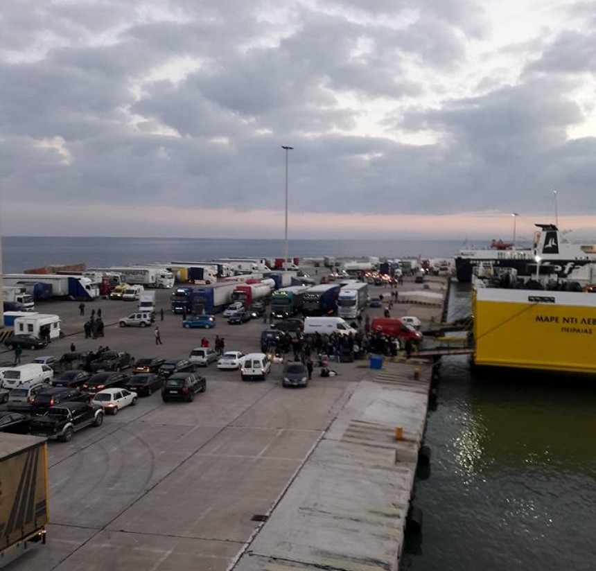 «Έσπασε» με έκτακτο δρομολόγιο η απεργία της ΠΝΟ στην Κεφαλονιά – ΦΩΤΟ