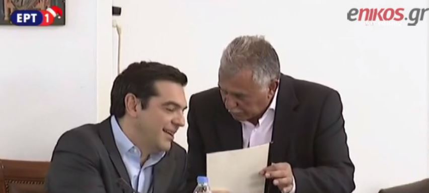 Τα δώρα του δημάρχου Φαιστού στον Τσίπρα – ΒΙΝΤΕΟ