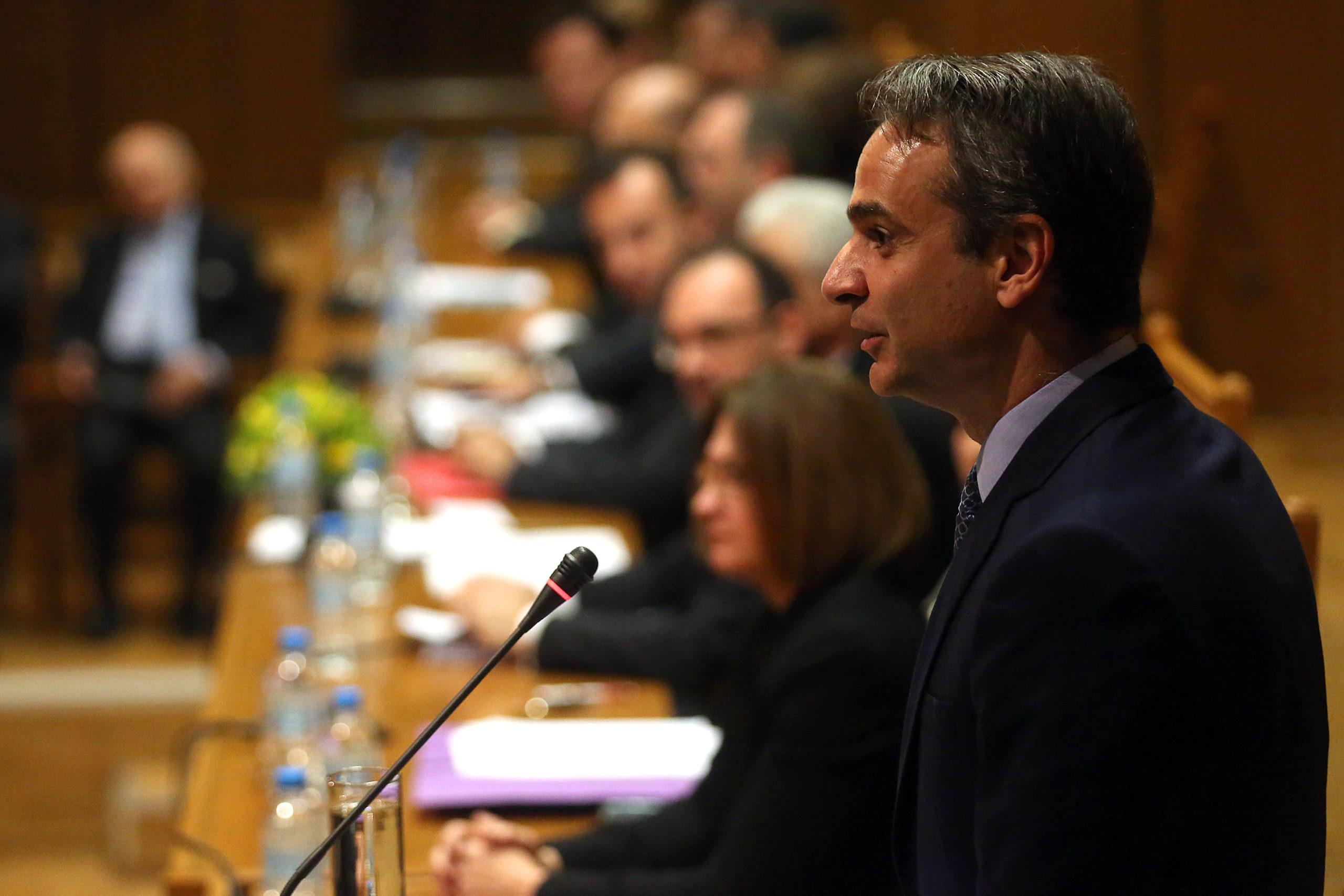 Μητσοτάκης: Η κυβέρνηση διαλύει θεσμούς και δικαιοσύνη