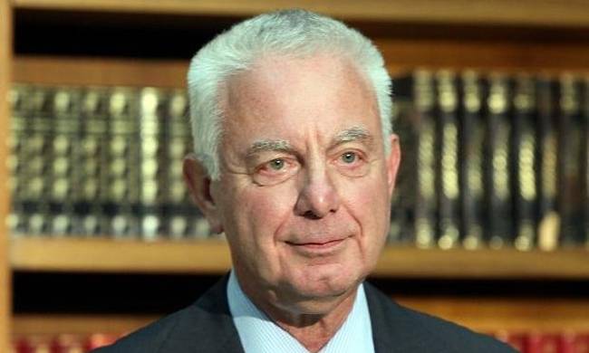 Πικραμμένος: Το Σύνταγμα δεν επιτρέπει παράταση ορίου