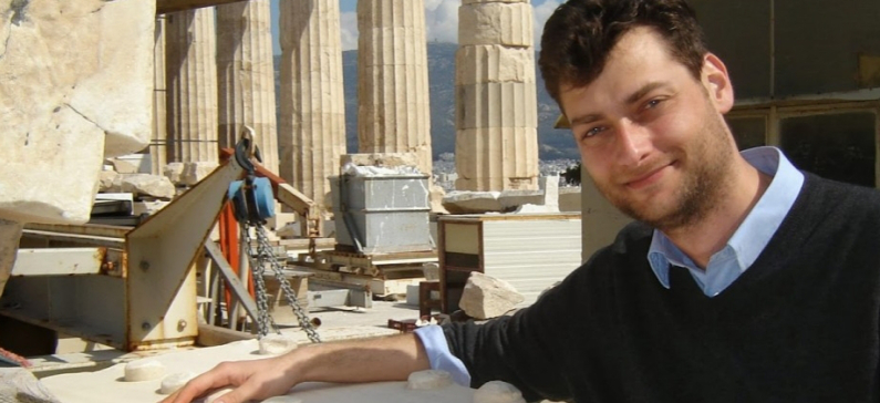 Ο Έλληνας κυνηγός κλεμμένων αρχαιοτήτων “ξαναχτύπησε”