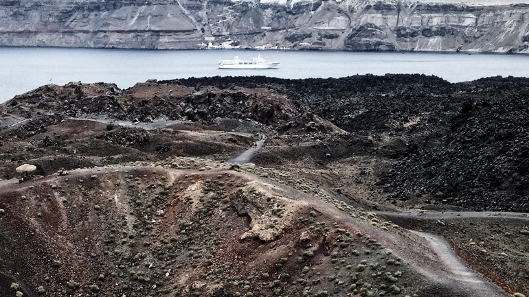 Ερευνητές: Σημαντική πιθανότητα σεισμού και τσουνάμι στη Σαντορίνη
