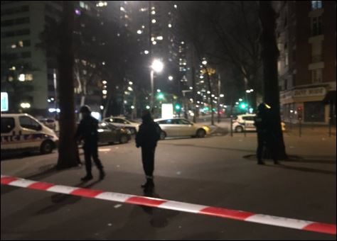 Έληξε η κατάσταση ομηρίας στο Παρίσι – Αναζητείται ο δράστης – ΤΩΡΑ