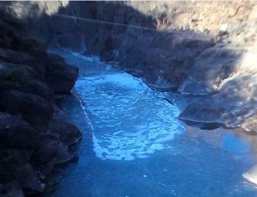 Πάγωσε ο Βενέτικος ποταμός στα Γρεβενά – ΦΩΤΟ