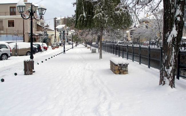 Μια ώρα αργότερα τα σχολεία σε Φλώρινα και Γρεβενά