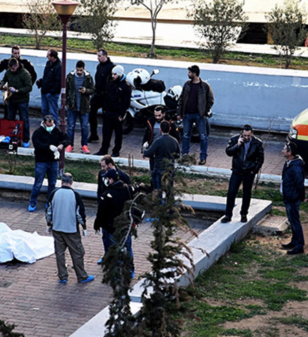 Συγκλονιστικές μαρτυρίες από το αιματηρό επεισόδιο στο κέντρο της Αθήνας – ΒΙΝΤΕΟ