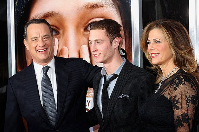 Έγινε παππούς ξανά ο Τομ Χανκς – ΒΙΝΤΕΟ