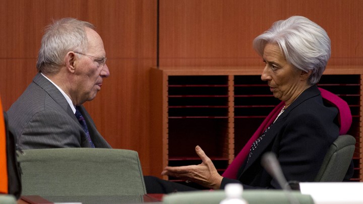 Γερμανία και ΔΝΤ σφίγγουν τον κλοιό στην Αθήνα, πιο κοντά σε νέα σκληρά μέτρα