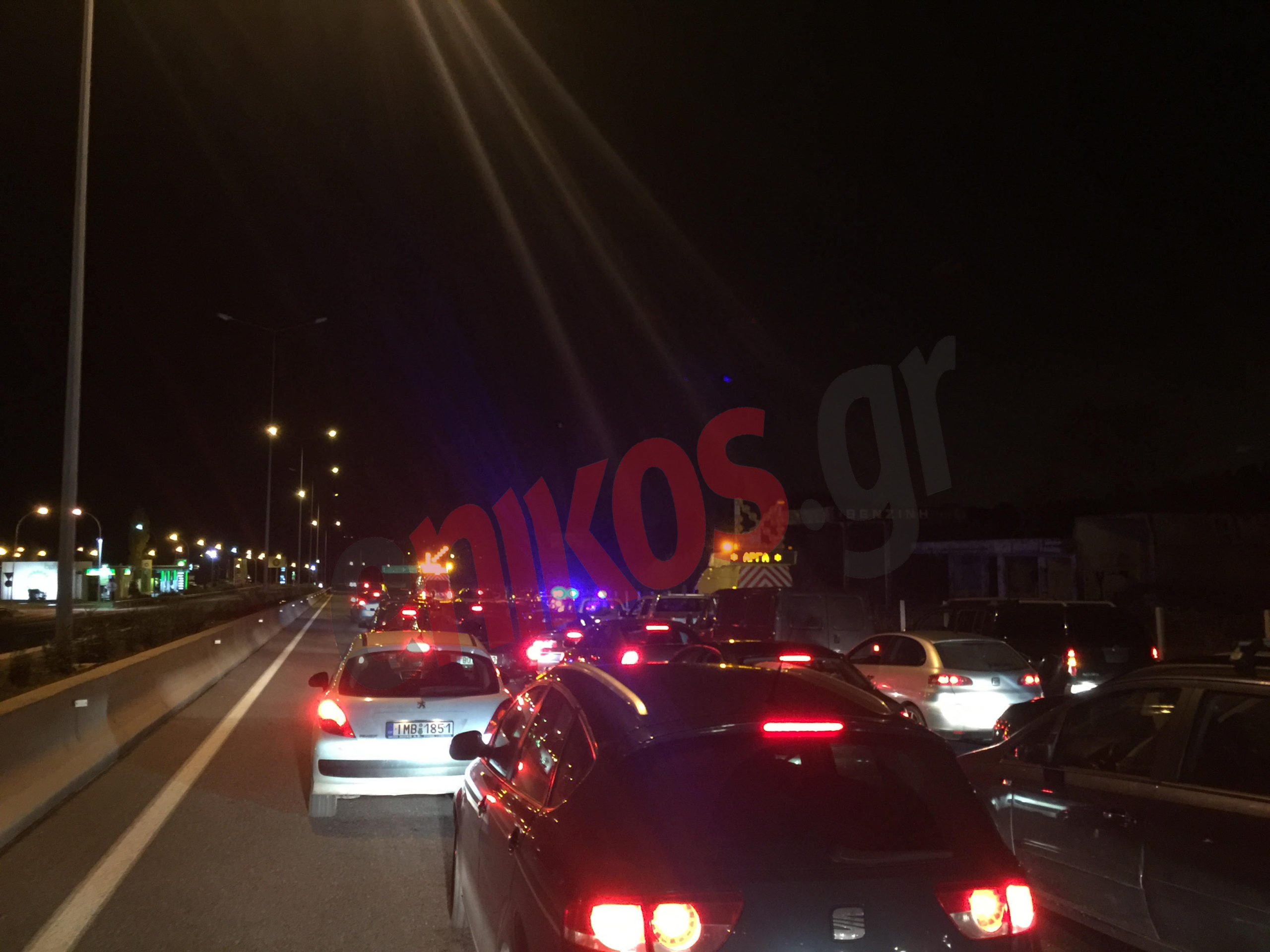 Μποτιλιάρισμα στη εθνική οδό στο ύψος του Καπανδριτίου – ΦΩΤΟ ΑΝΑΓΝΩΣΤΗ