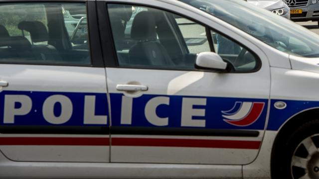 Η γαλλική αστυνομία συνέλαβε έναν άνδρα ως ύποπτο για επίθεση την παραμονή της Πρωτοχρονιάς