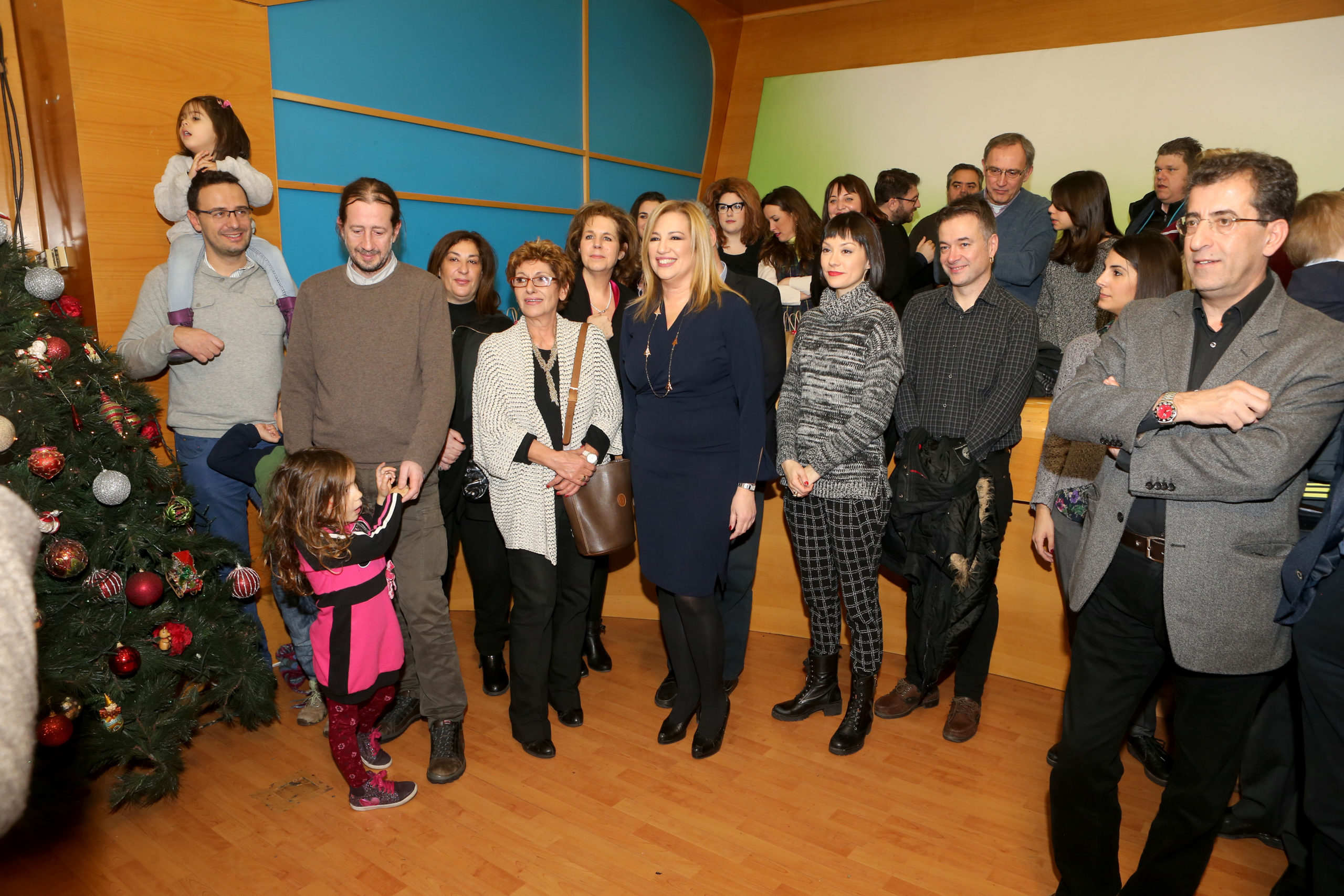 Πρωτοχρονιάτικα κάλαντα στη Γεννηματά – ΦΩΤΟ