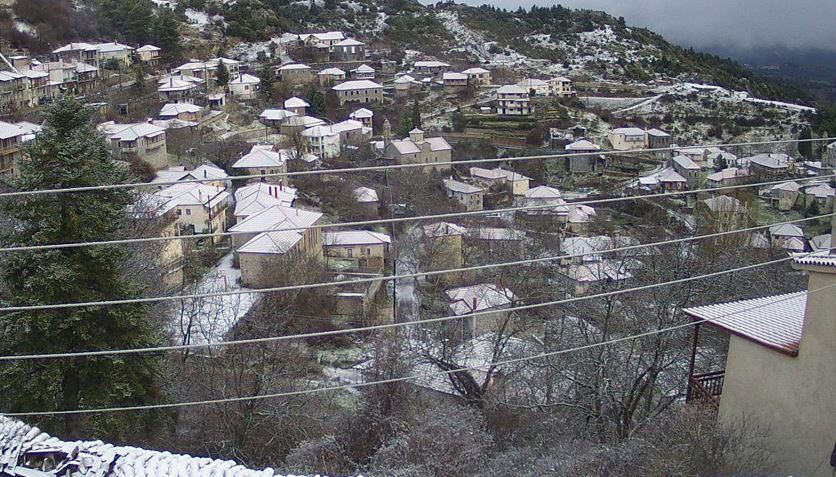 Χιονίζει στην ορεινή Αρκαδία – ΦΩΤΟ – ΒΙΝΤΕΟ