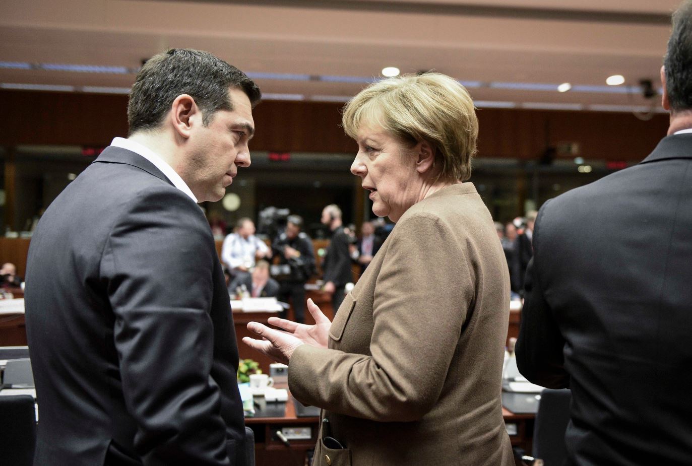 Για την επιθετική ρητορική της Τουρκίας συζήτησαν Τσίπρας – Μέρκελ