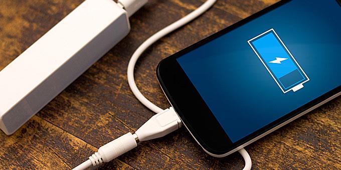 5 κόλπα για να φορτίζετε το κινητό σας πιο γρήγορα