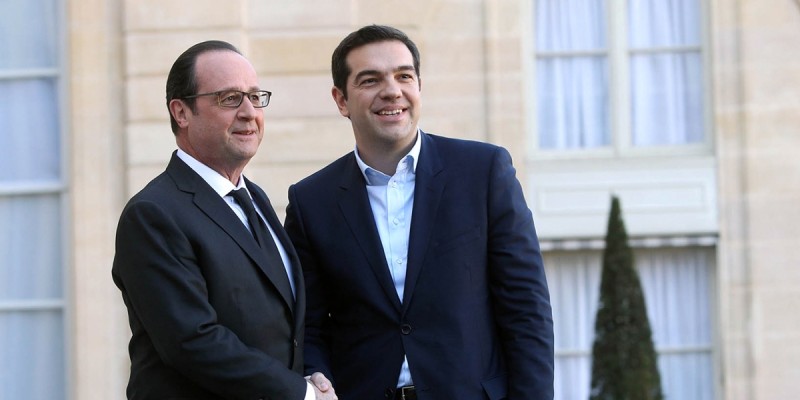 Τσίπρας – Ολάντ: Επιβεβλημένη η ελάφρυνση του ελληνικού χρέους έως το τέλος του έτους