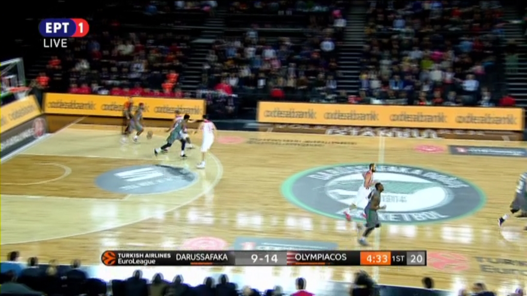 Νταρουσάφακα – Ολυμπιακός 21-24 (10′)